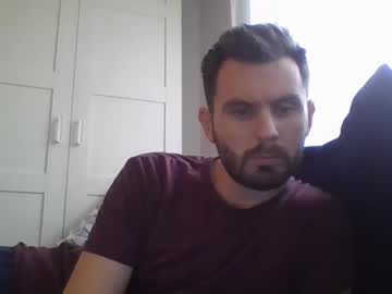 Brunettewithbeard28 Chaturbate stream image from February 01, 2025
