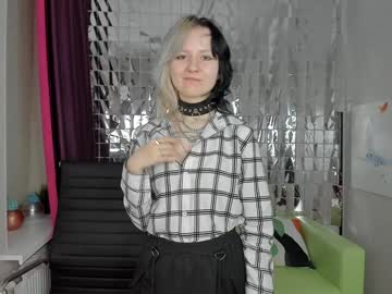Girl_Next_Doorr Chaturbate stream image from February 01, 2025