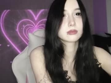 Holy420loly Chaturbate stream image from February 01, 2025