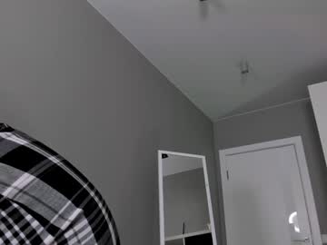 Feel_Our_Vibe Chaturbate stream image from February 01, 2025