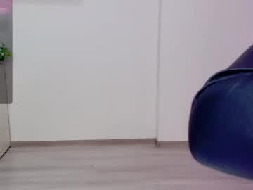 Honey_Yani Chaturbate stream image from February 01, 2025