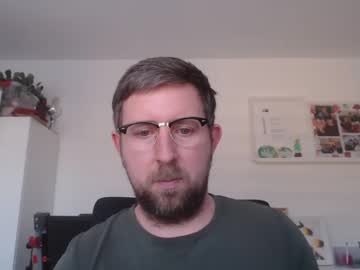 Iggi2707 Chaturbate stream image from February 01, 2025