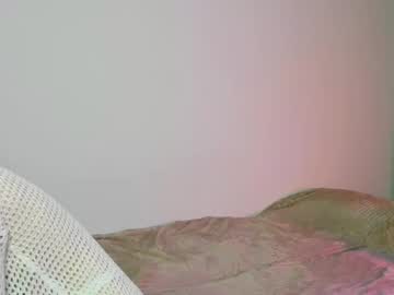 Krismeou Chaturbate stream image from February 01, 2025