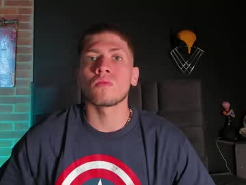 Yhan_Alvarez25 Chaturbate stream image from February 01, 2025