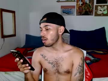 Colinlatinbrown Chaturbate stream image from February 01, 2025