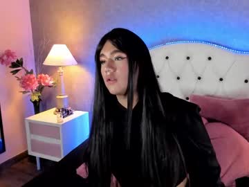 Isadora_Queen Chaturbate stream image from February 01, 2025