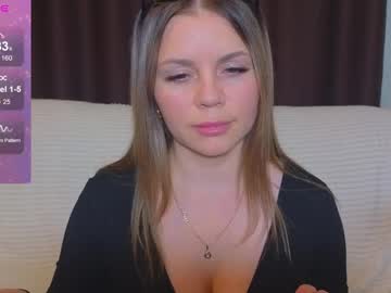 Lisa_Oliverrr Chaturbate stream image from February 01, 2025