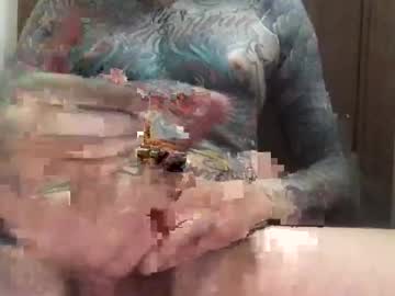 Tatted8in Chaturbate stream image from February 01, 2025
