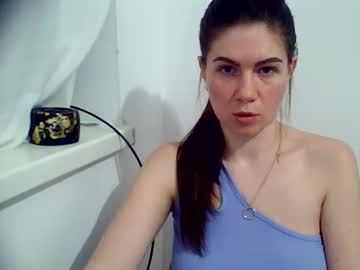 Lilymuse Chaturbate stream image from February 01, 2025