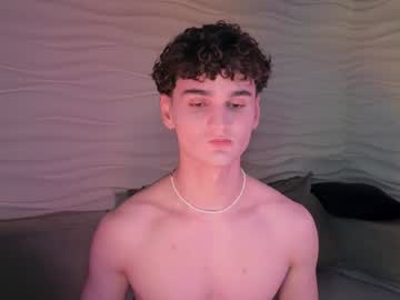 Adam_21cm Chaturbate stream image from February 01, 2025