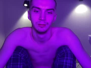 Ice_Raf Chaturbate stream image from February 01, 2025