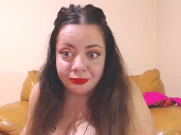 Luisahornydoll Chaturbate stream image from February 01, 2025
