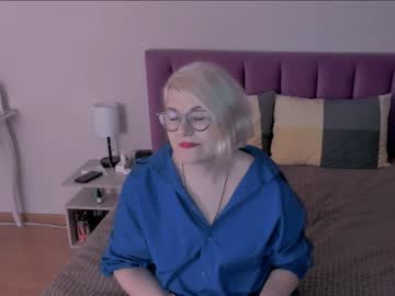 Sabrinamacmarren Chaturbate stream image from February 01, 2025
