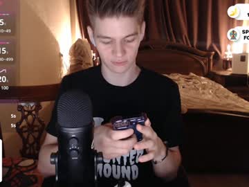 Dantebigboi Chaturbate stream image from February 01, 2025