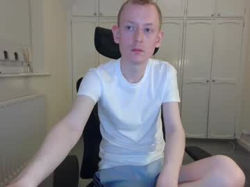 Ollysparks Chaturbate stream image from February 01, 2025