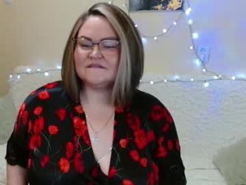Vivien__Wet Chaturbate stream image from February 01, 2025