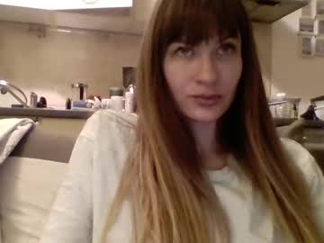 Aylapearl Chaturbate stream image from February 01, 2025