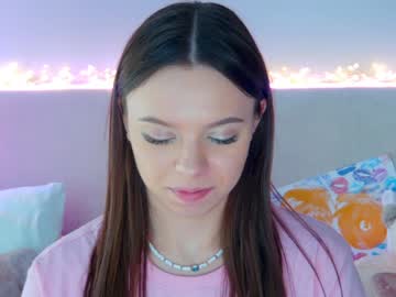 Elisabethdavis Chaturbate stream image from February 01, 2025