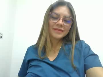 Alicee16 Chaturbate stream image from February 01, 2025