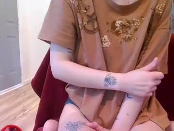 Alliebearx Chaturbate stream image from February 01, 2025