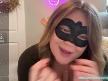 Daddyslittlegirl12 Chaturbate stream image from February 01, 2025