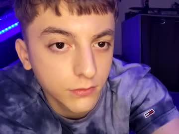 Xstwinkk Chaturbate stream image from February 01, 2025