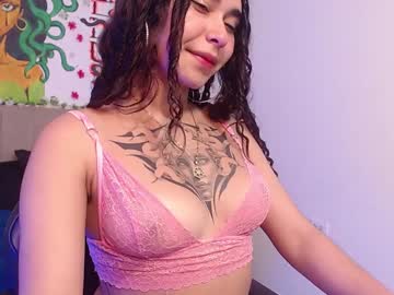 Naomybenedetti Chaturbate stream image from February 01, 2025