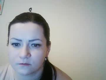 Sweetlovelary Chaturbate stream image from February 01, 2025