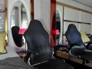 Big_Valentinhunk Chaturbate stream image from February 01, 2025