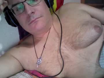 Bearcruising85 Chaturbate stream image from February 01, 2025