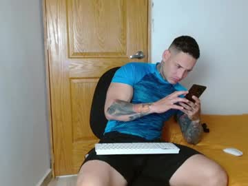 Benjamin_Isaac Chaturbate stream image from February 01, 2025