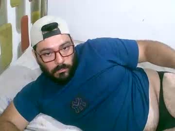 Lucasprloco Chaturbate stream image from February 01, 2025