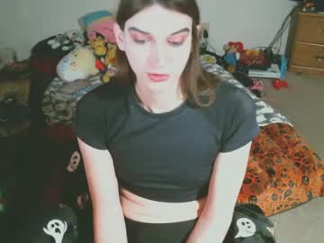 Sallylongzzzts Chaturbate stream image from February 01, 2025