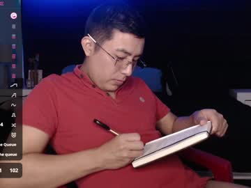Andrewmhilton_ Chaturbate stream image from February 02, 2025