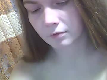 Lindaahsky Chaturbate stream image from February 02, 2025