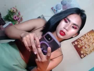 Yourhottie_Winxxx Chaturbate stream image from February 02, 2025