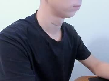 Henrylarik Chaturbate stream image from February 02, 2025