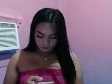 Urgirl_Zoex Chaturbate stream image from February 02, 2025