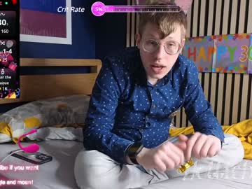 Hottiebb95 Chaturbate stream image from February 02, 2025
