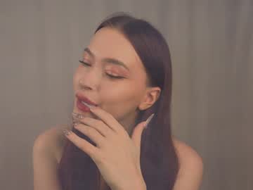 Krasnalmynameee Chaturbate stream image from February 02, 2025