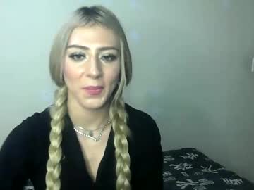 Luna_Palacios19 Chaturbate stream image from February 02, 2025