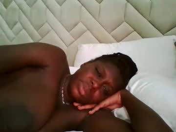 Prettie_Dolce Chaturbate stream image from February 02, 2025
