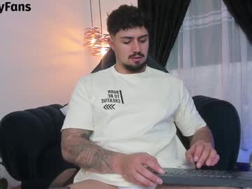 Maximo_Rodriguez Chaturbate stream image from February 02, 2025