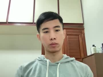 Zseszsesz Chaturbate stream image from February 02, 2025