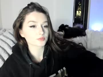 Amberkinsley Chaturbate stream image from February 02, 2025