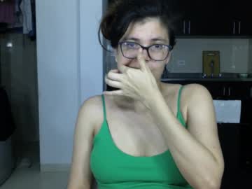 Ktiana21 Chaturbate stream image from February 02, 2025