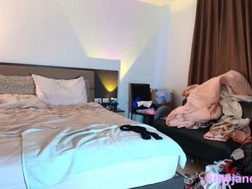 Kykynel_4ever Chaturbate stream image from February 02, 2025