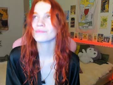 Elly_Milas Chaturbate stream image from February 02, 2025