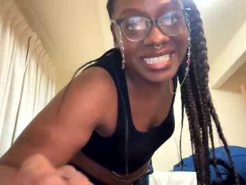 Heiressmars_ Chaturbate stream image from February 02, 2025