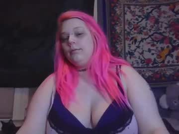 Burnthemail Chaturbate stream image from February 02, 2025